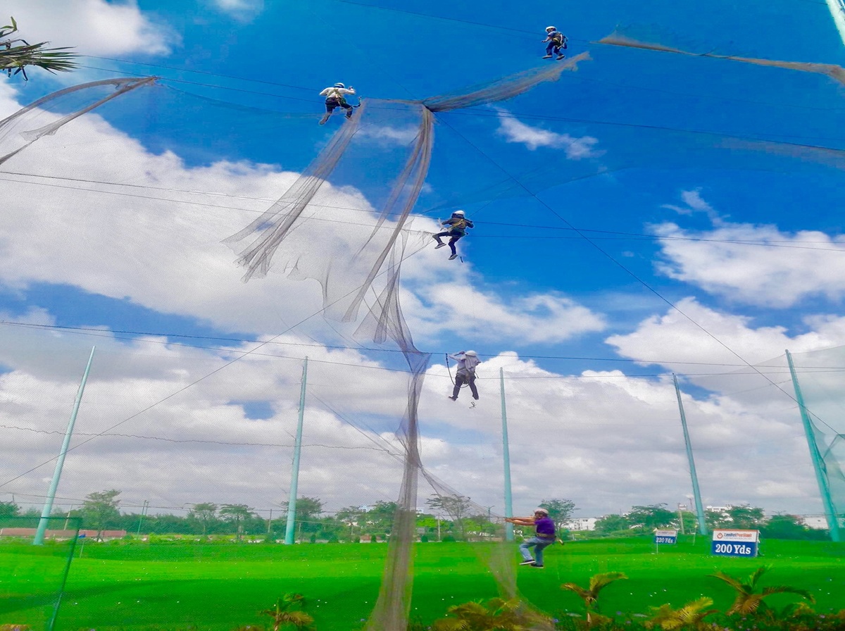 Bảo trì sân golf và lưới thể thao